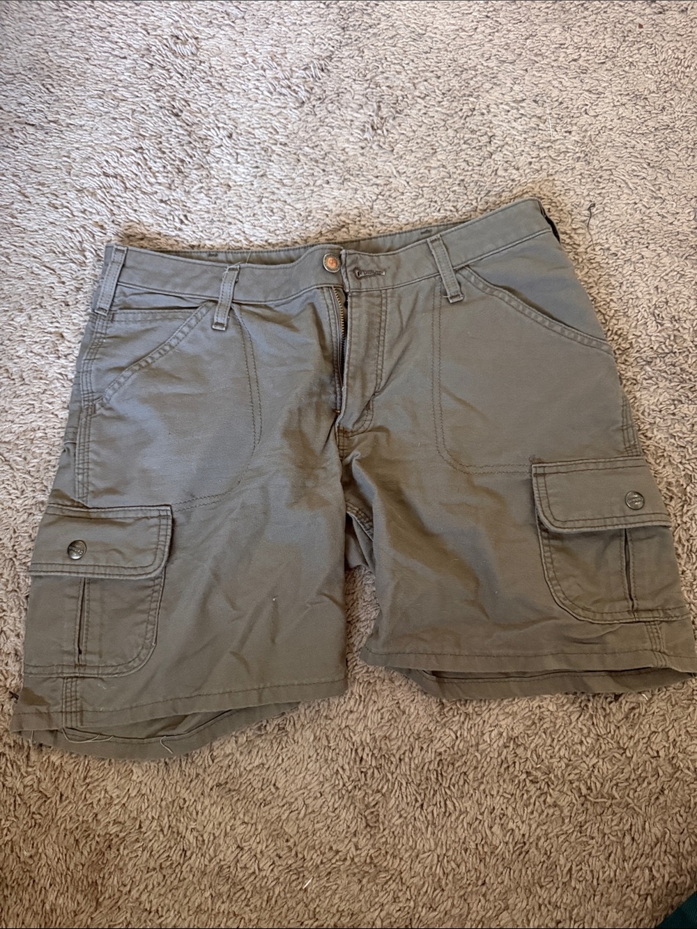 Women’s Carhartt Cargo Shorts in Olive Green - Classic Utility Style